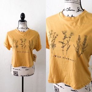 NWT Dirtee Laundry Wild Flowers cropped Shirt | XS